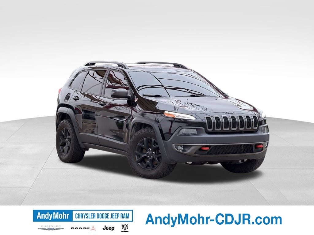 2017 Jeep Cherokee Trailhawk in Diamond Black Crystal Pearlcoat — front three-quarter view