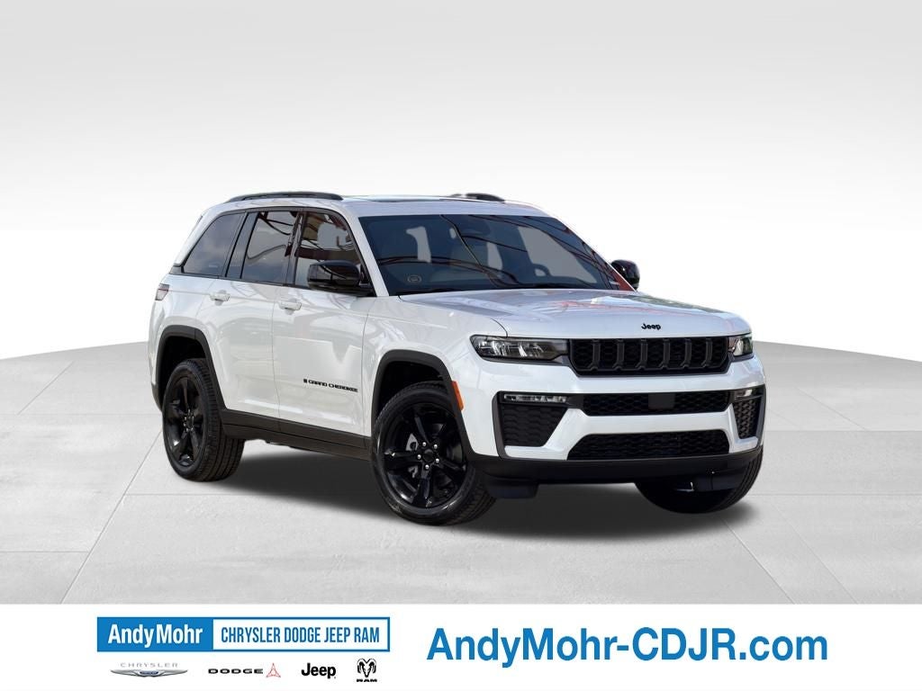 2026 Jeep Grand Cherokee Limited in Bright White Clear-Coat Exterior Paint — front three-quarter view